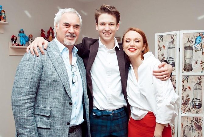 Как воспитывает пятерых детей Валерий Меладзе: правила воспитания