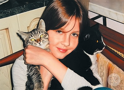 Как выглядят дочь и муж Регины Дубовицкой из "Аншлага"?