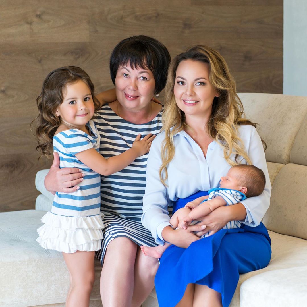 Как выглядят дети участниц "Comedy Woman?