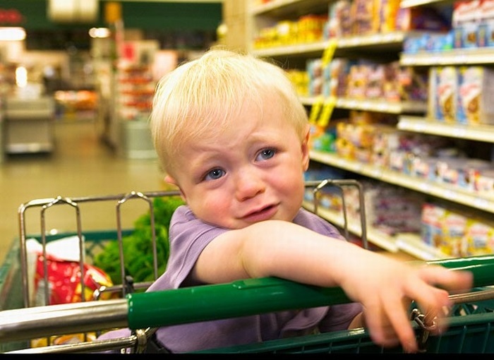 Как ходить по магазинам с ребенком без слез и истерик?