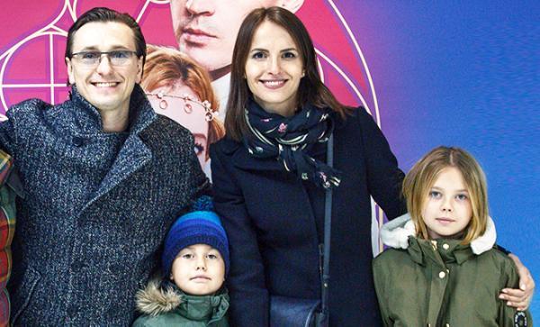 Как проводят летние каникулы дети знаменитостей?