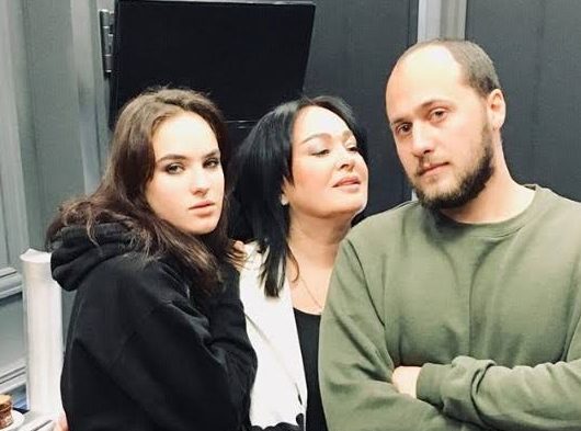 Как выглядят дети известных российских телеведущих?