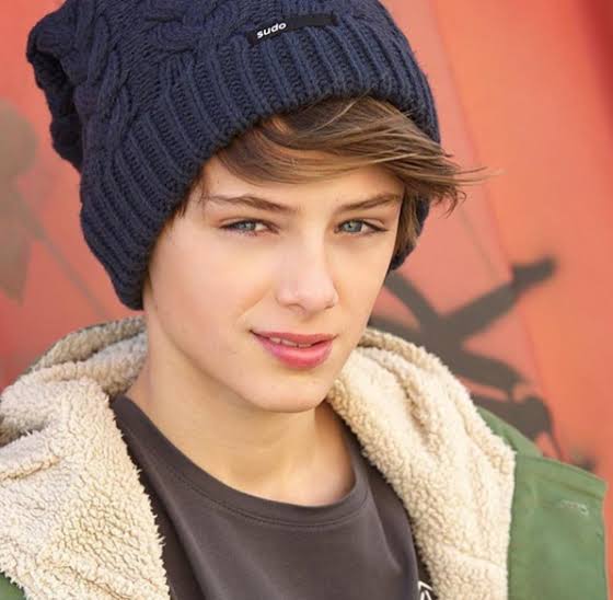 Как выглядит самый красивый мальчик в мире и чем занимается?