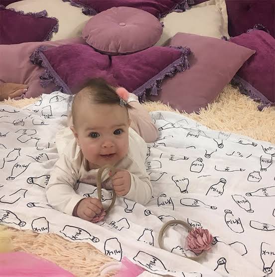 Первые фото детей, рожденных на Доме-2