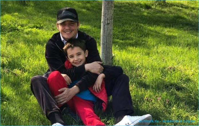 Какие отношения у парней с Дома-2 со своими детьми?