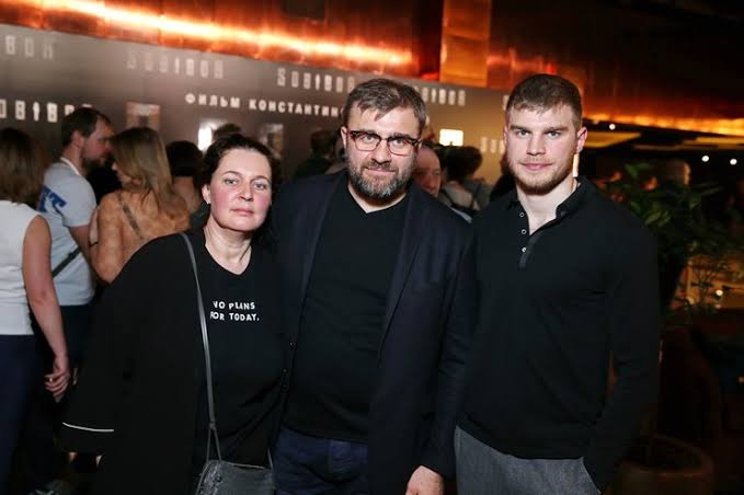 Где сейчас внебрачные дети российских знаменитостей?