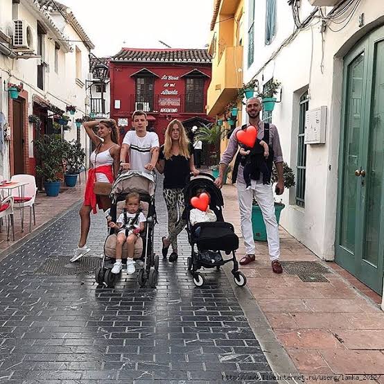 Где проводят каникулы дети звезд "Дома-2"?