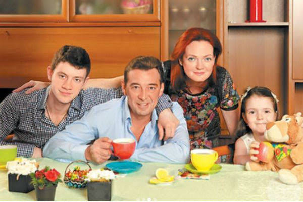 От кого дети у актеров сериала "Молодежка"?