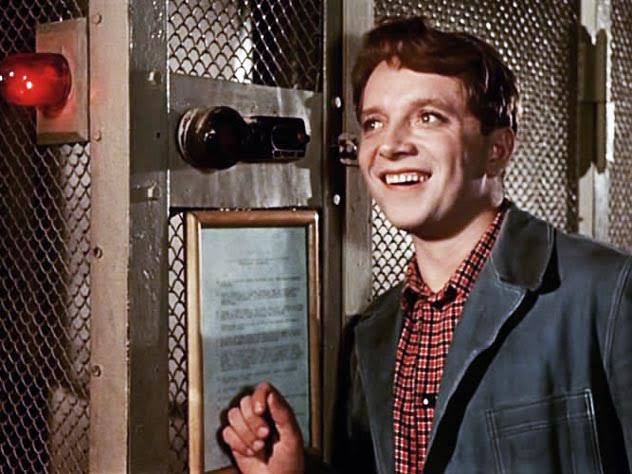 Как живут дети актеров "Карнавальная ночь" спустя годы?