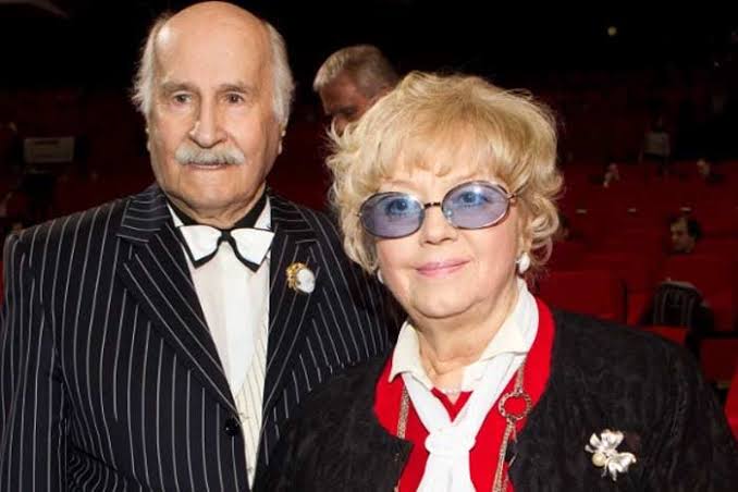 Как живут дети актеров "Карнавальная ночь" спустя годы?