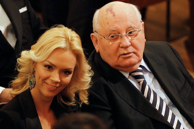 Как выглядит и живет внучка Горбачева?