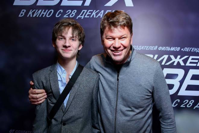 Как выглядят дети известных российских телеведущих?