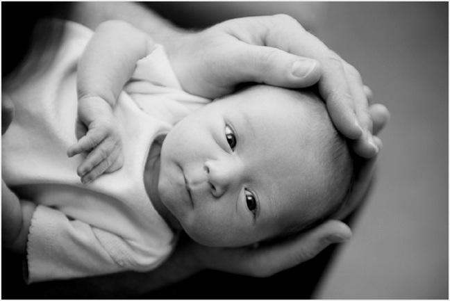 у мамы в ладошках