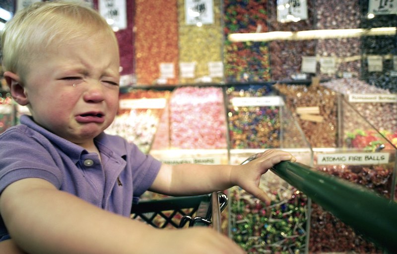 Как ходить по магазинам с ребенком без слез и истерик?