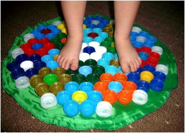 шедевр из крышек