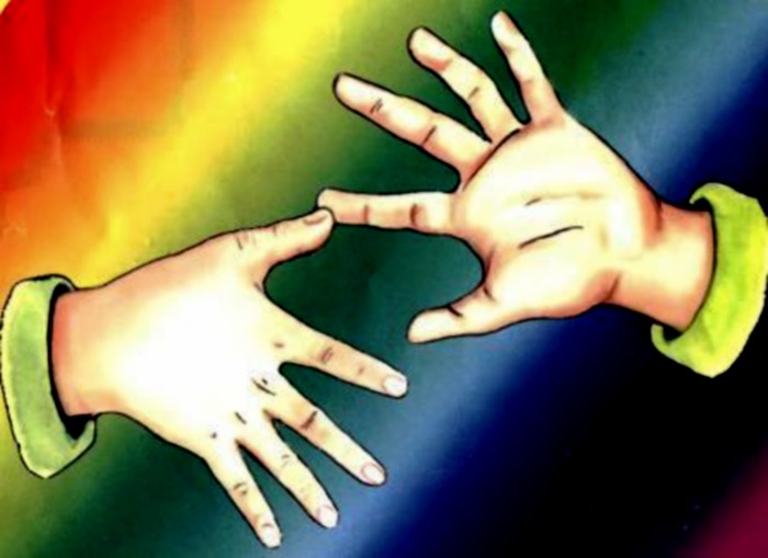 пальчик к пальчику