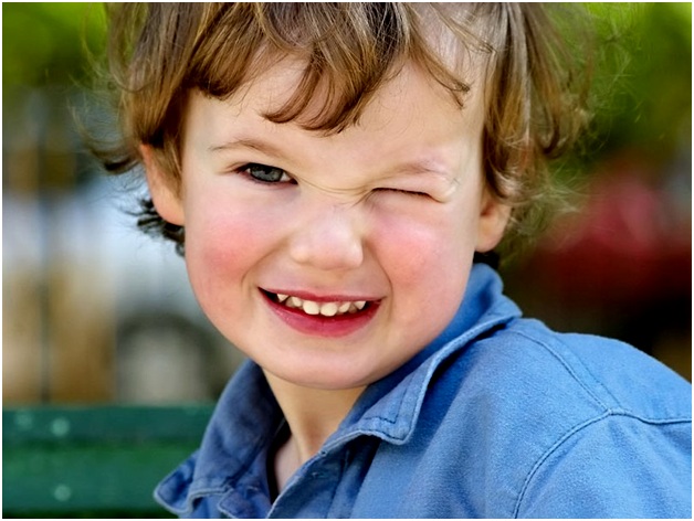 довольный малыш