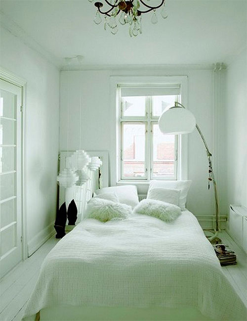 Спать головой к окну