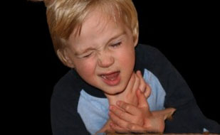 Причины попадания инородного тела в дыхательные пути