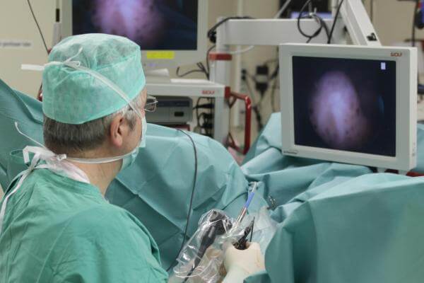 cistoskopija-mochevogo-puzyrja