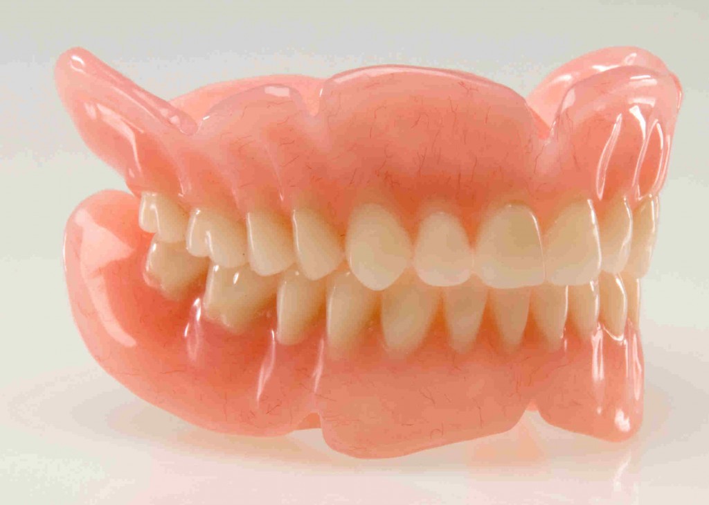 denture-1024x729