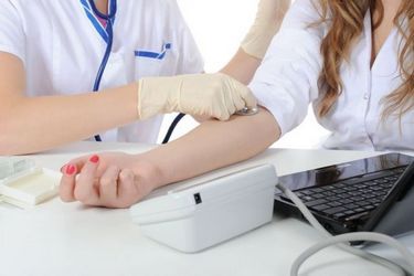 kakoj-dolzhen-byt-puls-u-beremennyh_3