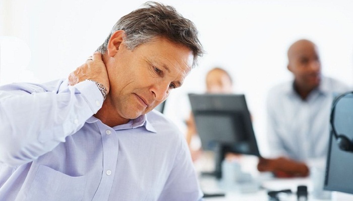 Образование холестериновых бляшек в сосудах шеи Образование холестериновых бляшек в сосудах шеи